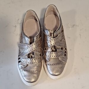Rachel zoe Metallic Gold Shoes size 8